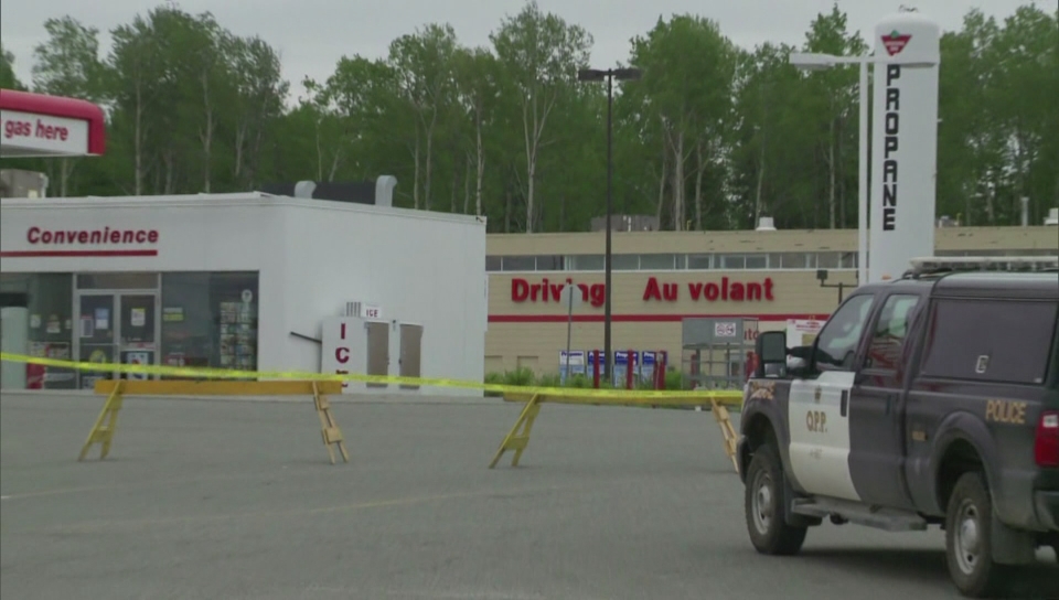 Police closed roads and businesses surrounding the Canadian Tire in Timmins, Ontario Wednesday morning after a man, believed to be armed, barricaded himself inside. The suspect(s) are believed to have escaped.