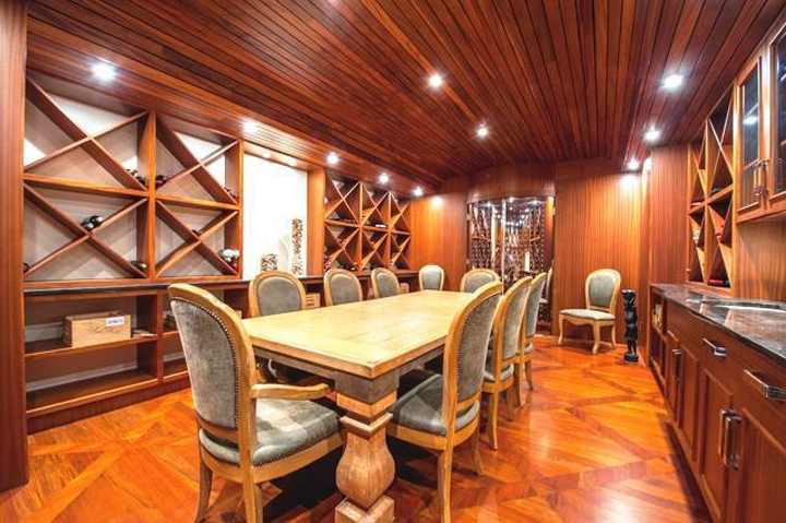 1063 Wellington Crescent Winnipeg real estate record $11 million