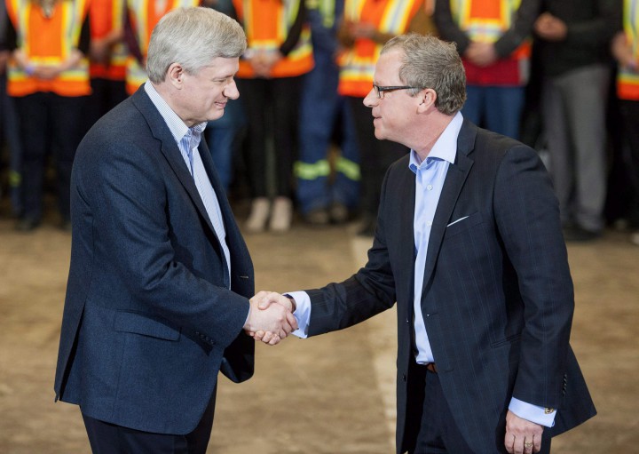 Prime Minister Stephen Harper set to meet with Saskatchewan Premier Brad Wall in Regina on Friday.  
