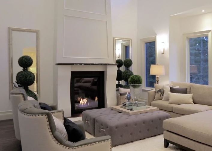 GALLERY Two luxury homes for sale