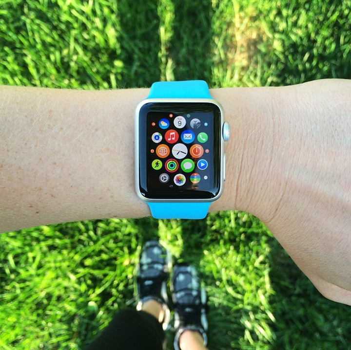 Apple Watch Sport.