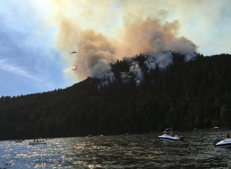 Fire burns next to Sproat Lake; tactical evacuation of cabins underway ...