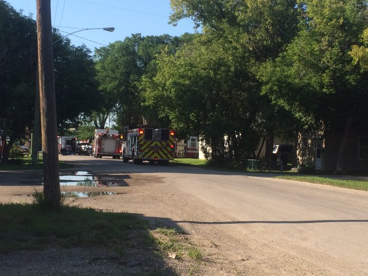 Firefighter injured in St.Boniface blaze Saturday evening Winnipeg