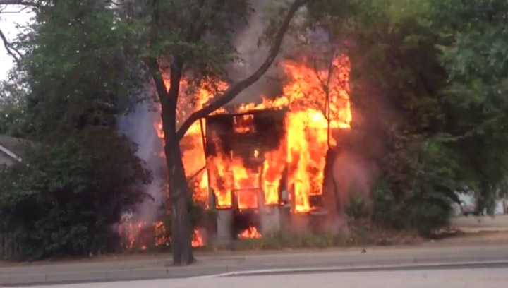 Investigators determine fire that destroyed vacant house in Saskatoon was deliberately set.