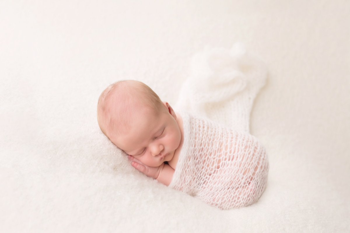 Kristi Gordon gives viewers a look at life with baby Braden - image