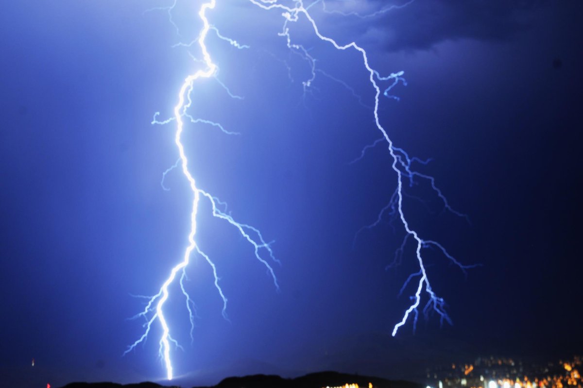 PHOTOS: Lightning storm passes through Kamloops region | Globalnews.ca