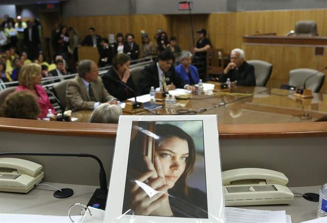 California judge indicates dismissal of right-to-die lawsuit - image