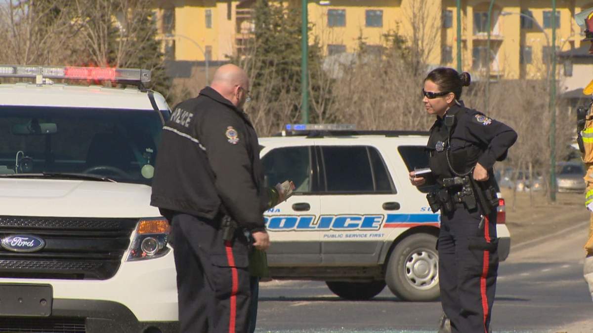 Few women, aboriginals working for Regina Police - image