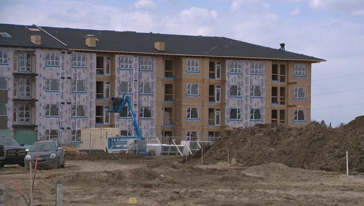 The number of new housing starts in Saskatoon continues to decline as builders scale back on construction.