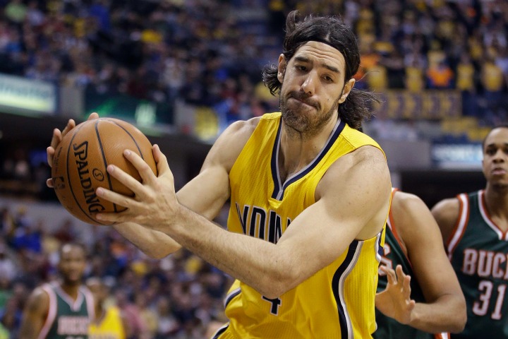 Argentina's Luis Scola, formerly of the Indiana Pacers, has signed with the Toronto Raptors.