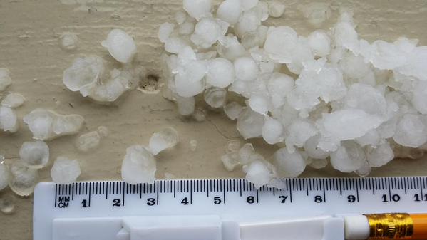 Stampede gets its usual cool down from mother nature with thunderstorm - image