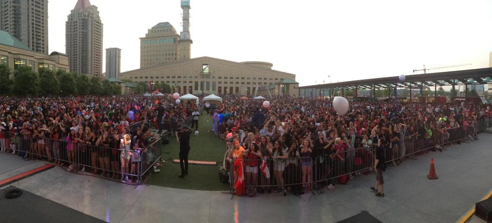 Mississauga hosts massive Canada Day party featuring Kardinal Offishall - image