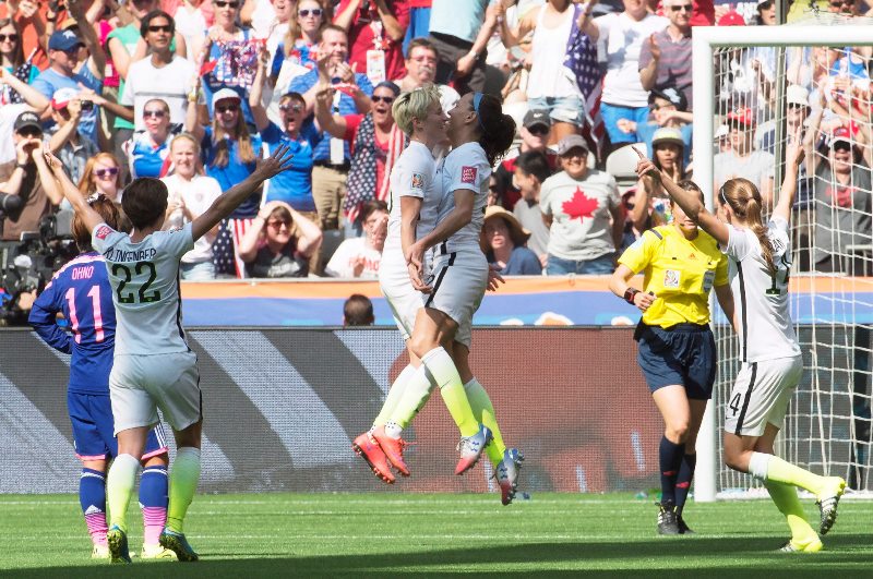 United States’ Lauren Holiday, centre right, Megan Rapinoe, centre left, Meghan Klingenberg (22) and Morgan Brian (14) celebrate Holiday’s goal against Japan during first half action in the FIFA Women’sWorld Cup soccer final in Vancouver, B.C., on Sunday, July 5, 2015.