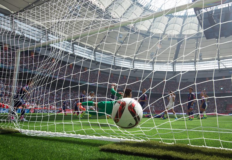 United States’ Lauren Holiday, centre right, Megan Rapinoe, centre left, Meghan Klingenberg (22) and Morgan Brian (14) celebrate Holiday’s goal against Japan during first half action in the FIFA Women’sWorld Cup soccer final in Vancouver, B.C., on Sunday, July 5, 2015.