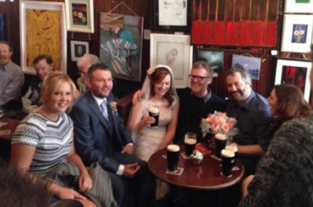 Amy Schumer and Judd Apatow crash wedding in Ireland - image