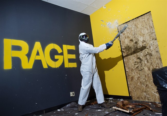 Visitors enjoy 'smashing' time in Rage Room