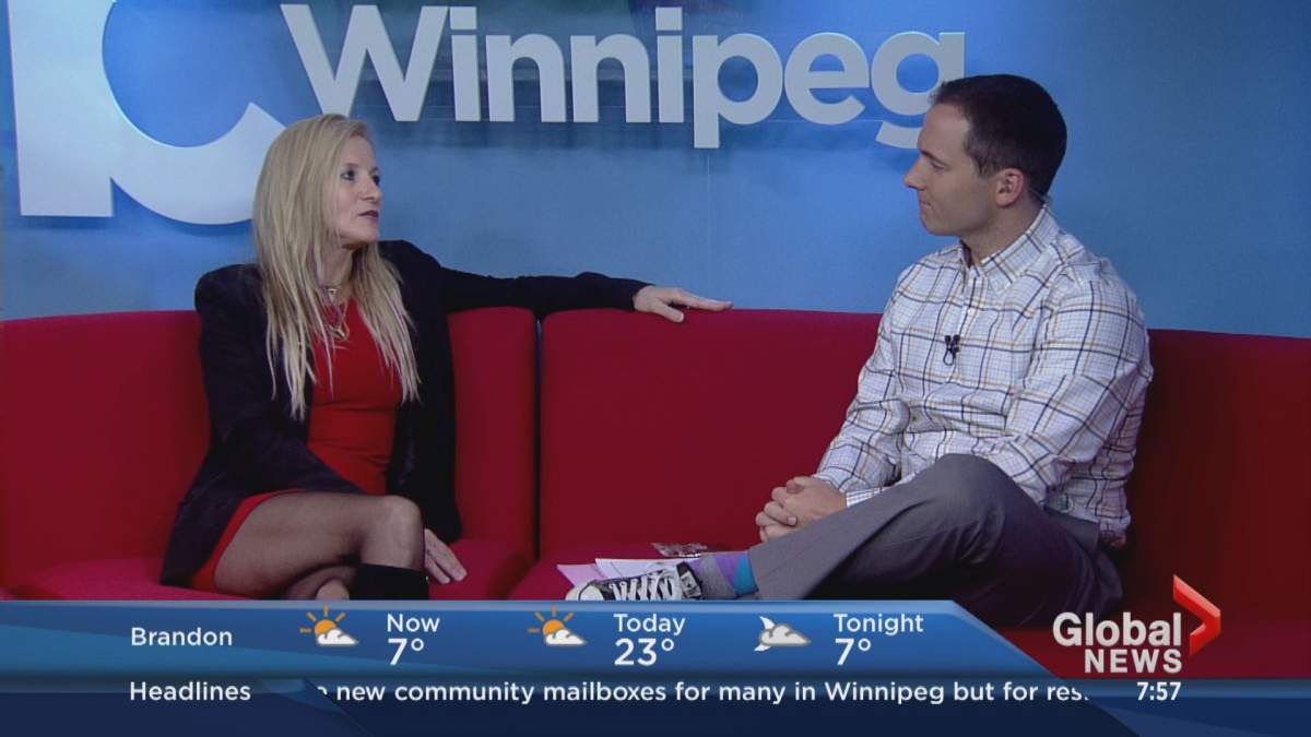 Canadian country singer drops by Global Winnipeg's studio Tuesday morning.