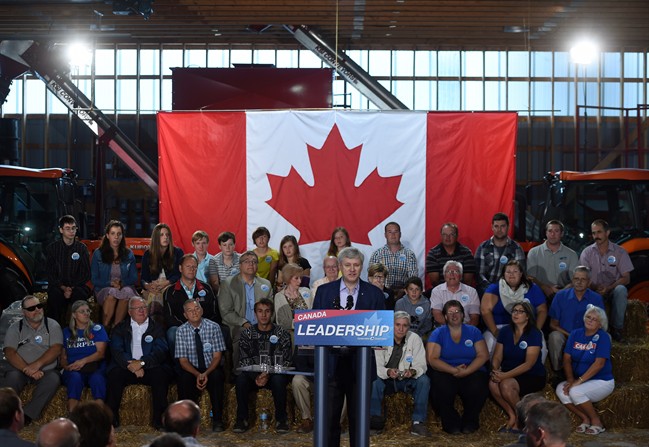 Conservatives bring in former soldiers for extra security on Harper's campaign