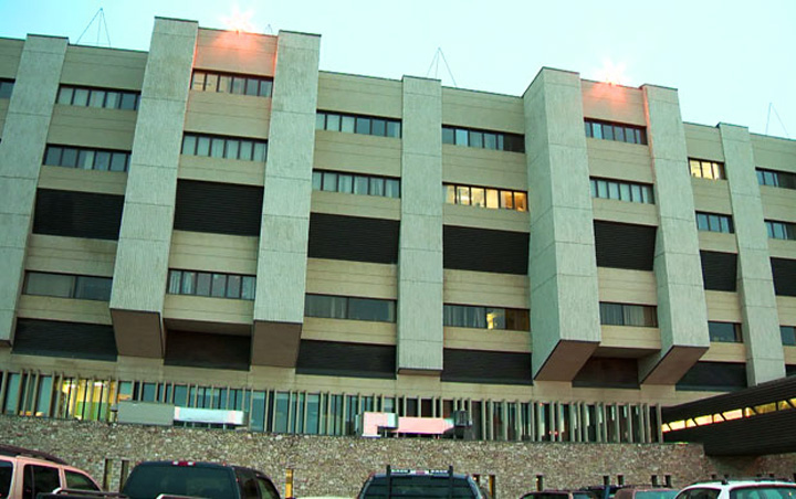 globalnews.ca - Destiny Meilleur - Saskatoon hospitals over-capacity: 'A nightmare for staff'