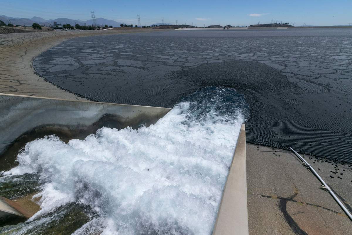 California using millions of ‘Shade Balls’ to combat ongoing drought - image