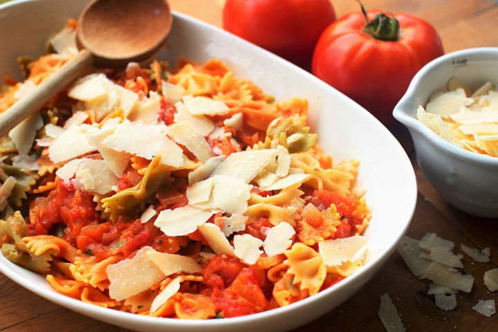 How to make fresh tomato sauce