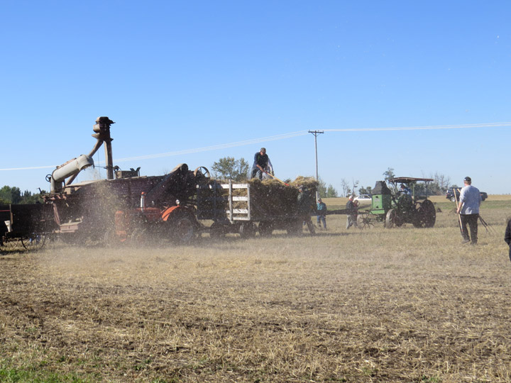 Sept. 22: Bonnie Evanochko took this Your Saskatchewan photo of threshing at Hague.
