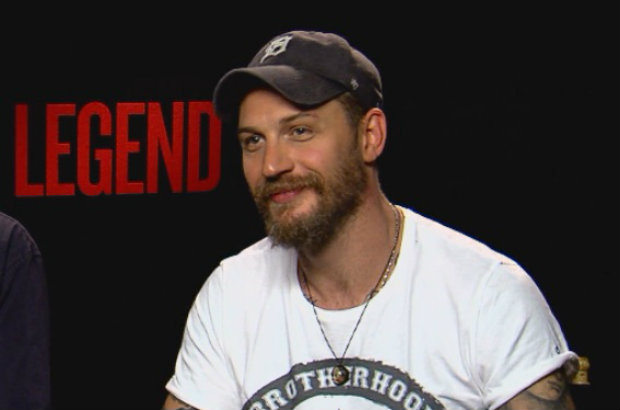 Tom Hardy talks to ET Canada about his new movie "Legend.".