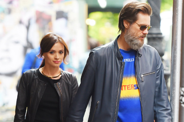 Jim Carrey confirms girlfriend’s death: ‘We have all been hit with a lightning bolt’ - image