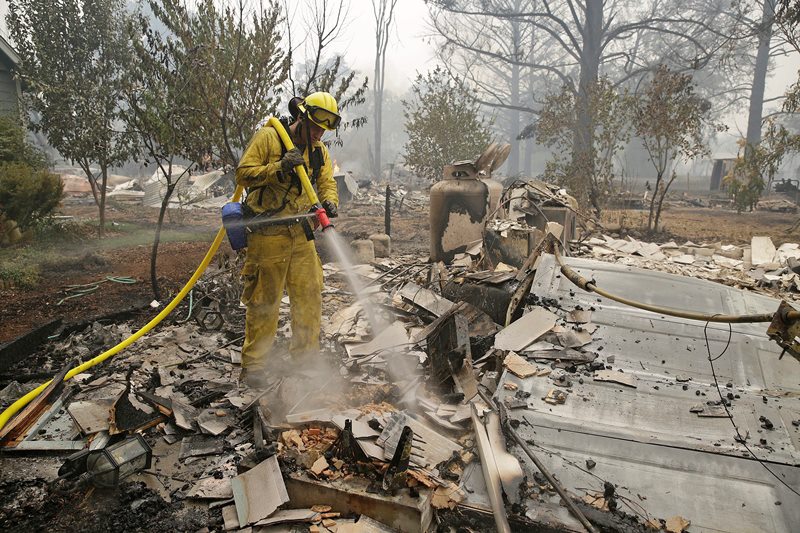 IN PHOTOS: Incredible Images Show Devastation Of California Wildfires ...