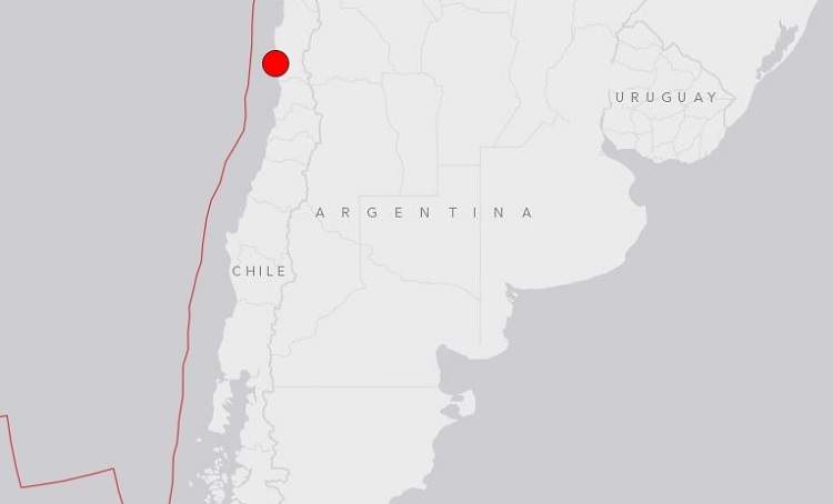 8.3-magnitude quake rattles north Chile, 1 million evacuate - image