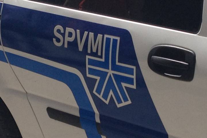 Montreal police SWAT team makes arrest in NDG Thursday morning.