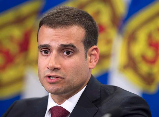 Municipal politicians in Nova Scotia won't be able to expense alcohol under changes to be tabled during the legislature's spring sitting.