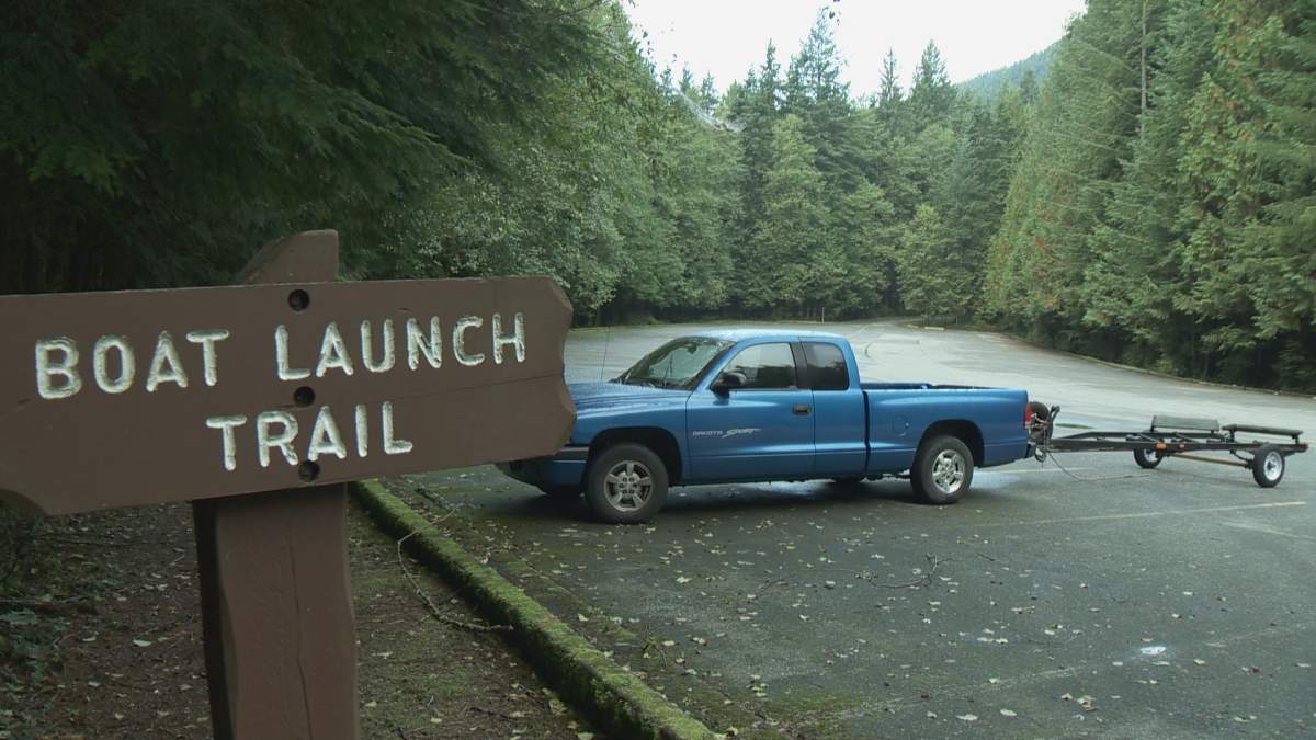 Young woman still missing after boat sinks on Alouette Lake - image