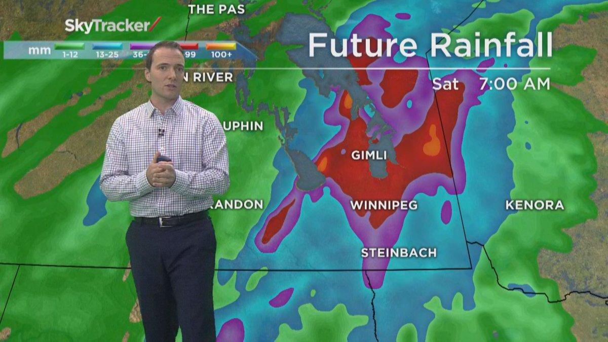 Severe weather heading towards Winnipeg.