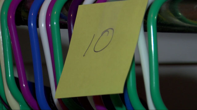 Dad locks up daughter’s closet after ringing up $500 phone bill - image