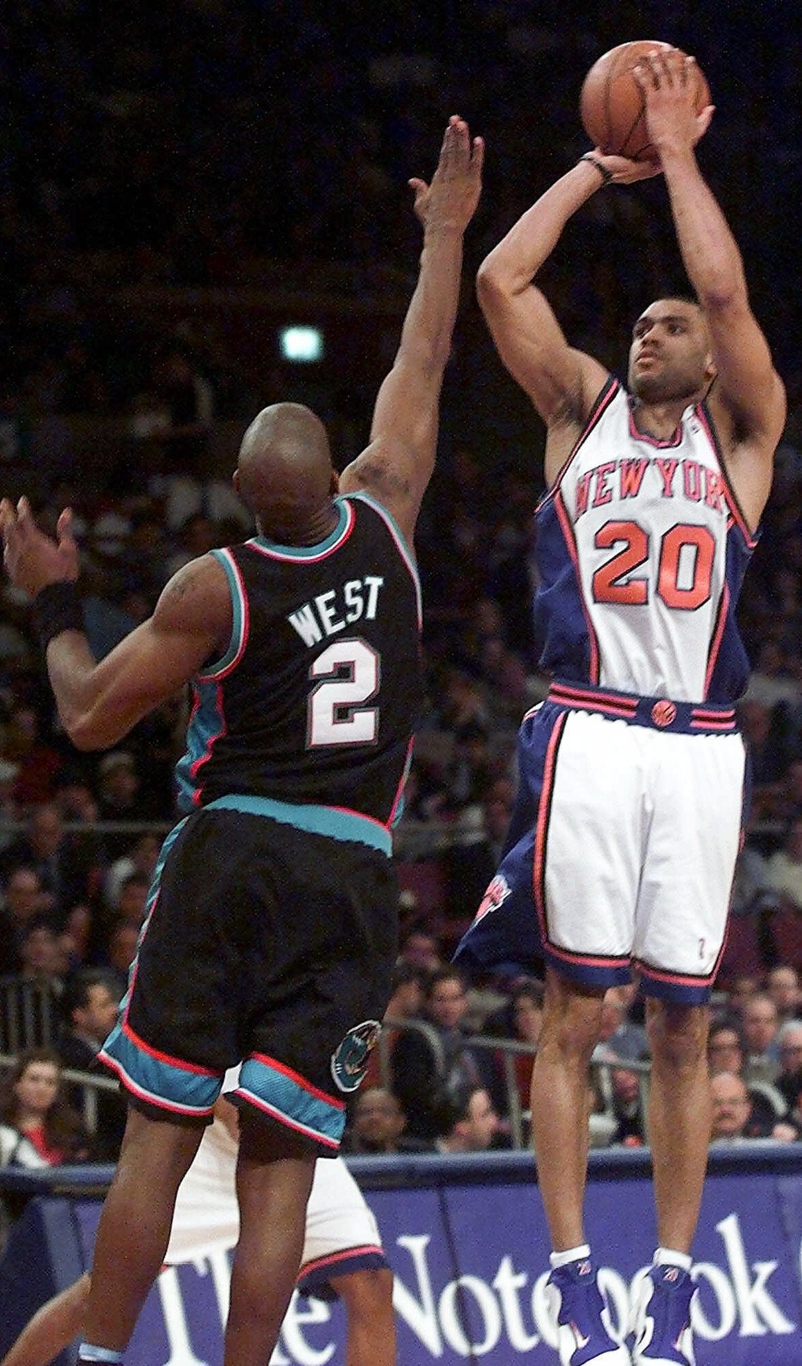 19. Doug West (67 games, 1998-2001): An original member of the Minnesota Timberwolves, West did not take it well when, after nine seasons, he was traded to Vancouver for Anthony Peeler at the 1999 deadline.