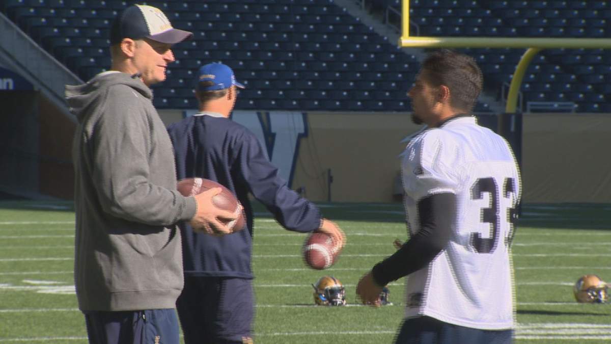Kicker Sergio Castillo and Blue Bombers head coach Mike O'Shea