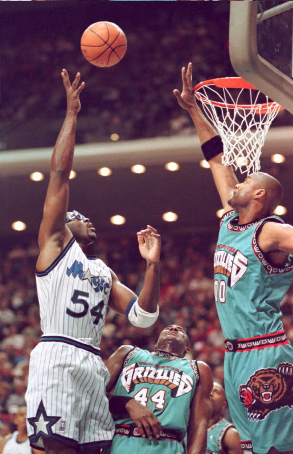 54. Benoit Benjamin (13 games, 1995-1996): A starter in Vancouver’s first 13 NBA games, Benjamin was abruptly traded to the Milwaukee Bucks for Eric Mobley and Eric Murdock just one month into the season. He finished the year strongly for the Bucks, but only played 27 more games for three teams in his final four years in the league.