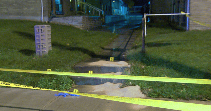 Suspects sought after man stabbed in west-end Toronto - Toronto ...
