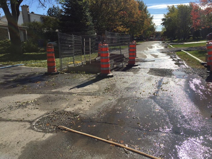 Construction on Highgate Ave., in Pointe-Claire on Monday, October 19, 2015.