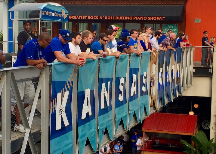 Kansas City Royals fans watch Game 5 at the Power & Light District on Oct. 22, 2015.