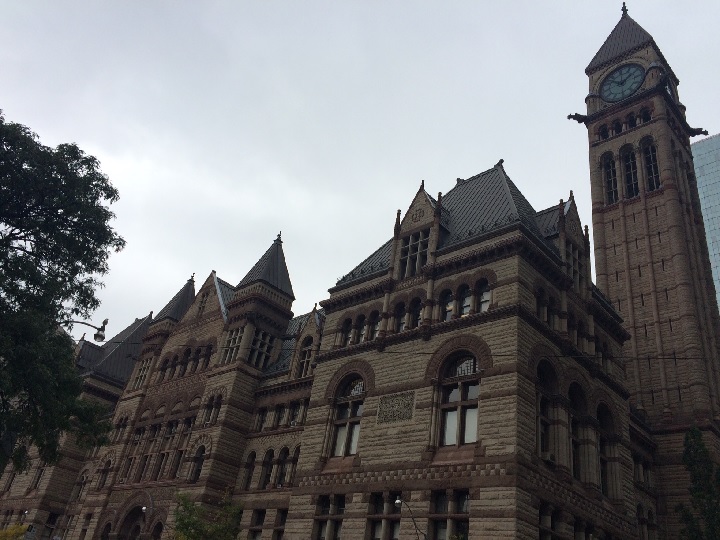 Old City Hall has no plans to transform into a mall, after the Government Management Committee shut down suggestions to turn the 116-year-old heritage building into a retail space.