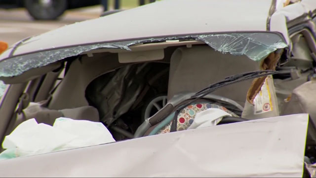 Florida woman loses husband, toddler and memory in car crash - National ...