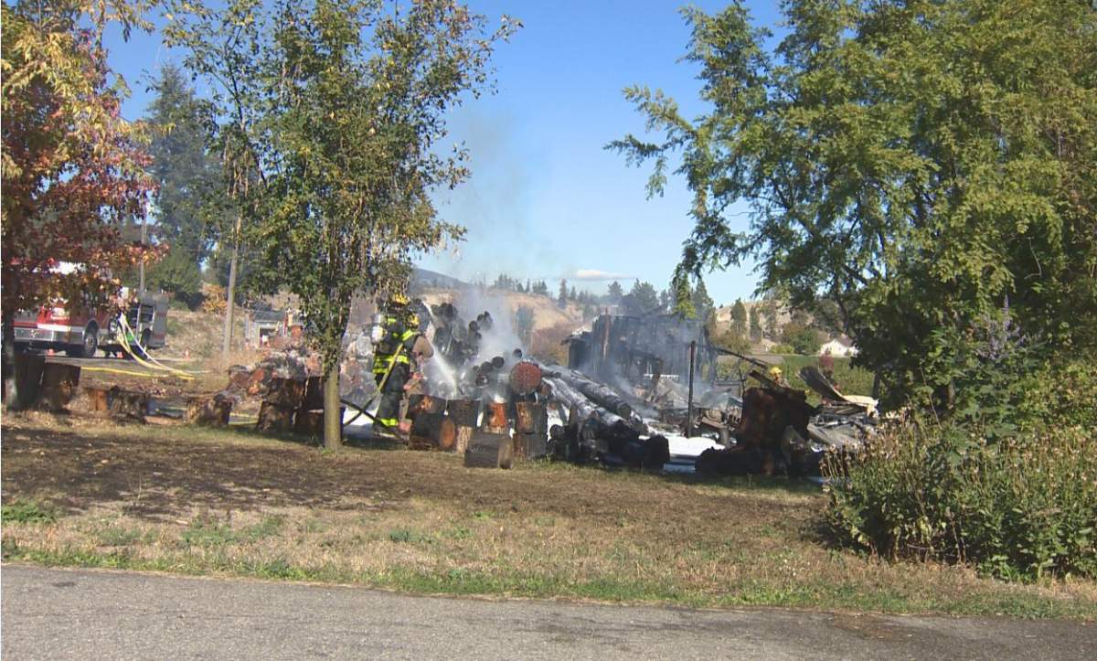 Garage fire stalls traffic on Glenmore near Lake Country - image