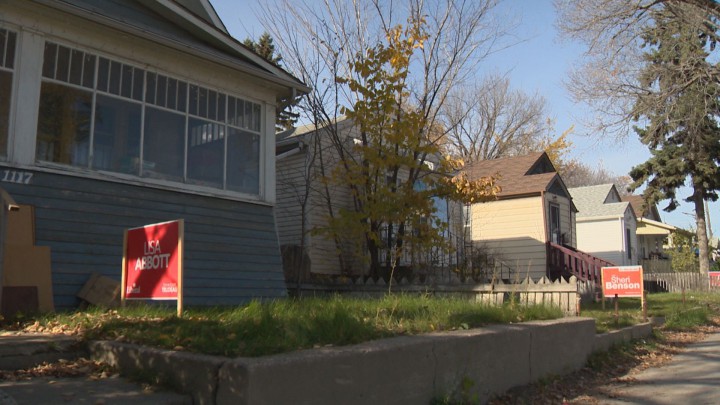 Signs of election time in Saskatchewan and the rules around them - image