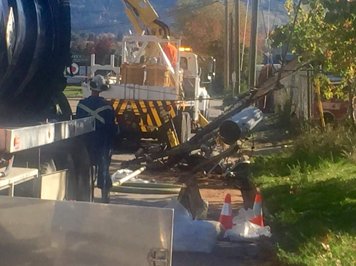Vernon hit and run sends man to hospital, causes power outage - image