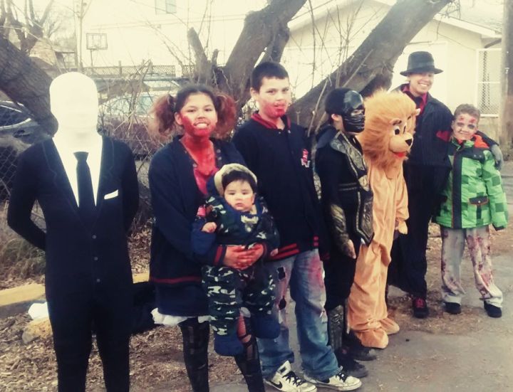 Kids trick-or-treating.