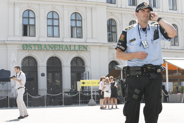 Armed police patrol at the Central railway station because of a possible terror attack by jihadits returning from Syria on July 25, 2014 the day after Norway stepped up security.  