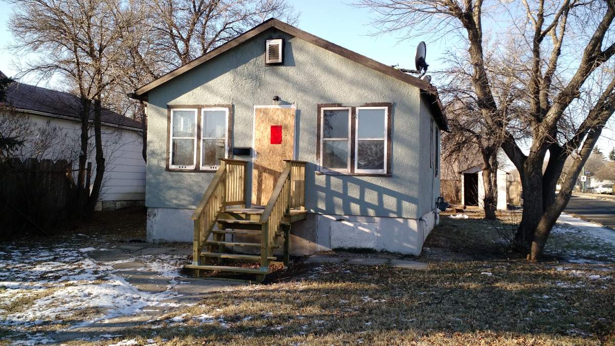 Investigators believe an early morning fire at 900 Athol Street was set intentionally. 