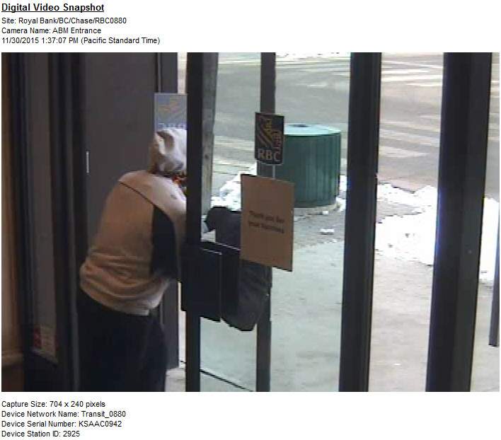 Suspect on the loose after armed robbery in Chase | Globalnews.ca